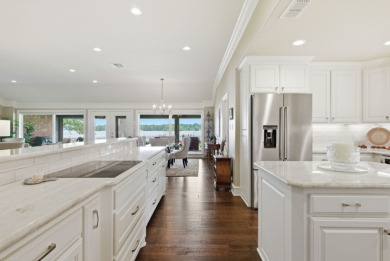 Emerald Bay Gem Offering Luxury, Privacy, and Open-Water Views - photo 13