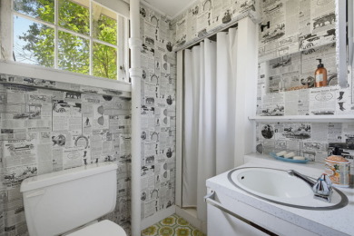 Classic Cottage at Lake Hayward - photo 17