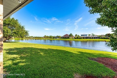 Meticulously maintained 3-bedroom, 2.5-bath home with a - photo 6