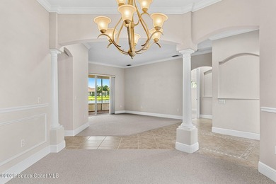 Meticulously maintained 3-bedroom, 2.5-bath home with a - photo 10