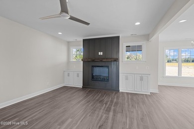 This gorgeous 4-bedroom, 2.5-bath home offers approximately 2 - photo 7