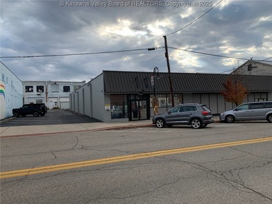 Kanawha River Office For Sale in Nitro West Virginia