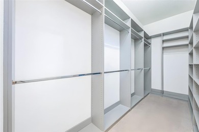 Ask about a lender provided RATE BUY-DOWN CREDIT on this home / - photo 17
