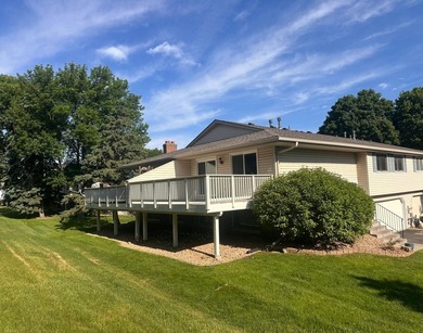 Woodpark 3 bedroom 2 bath Townhome light and airy. Many updates - photo 20