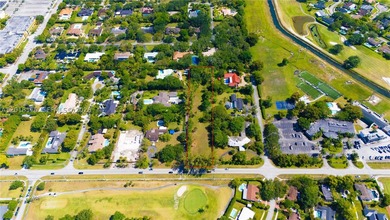 Rare opportunity to build a luxury custom estate in one of - photo 24