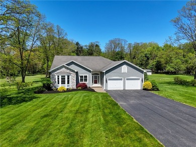 Welcome to this serene and private setting on 1.23 acres backing - photo 2