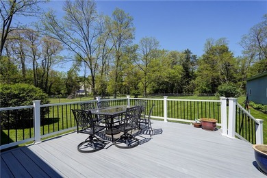 Welcome to this serene and private setting on 1.23 acres backing - photo 10