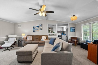 Looking for your personal waterfront oasis? The home features 3 - photo 6