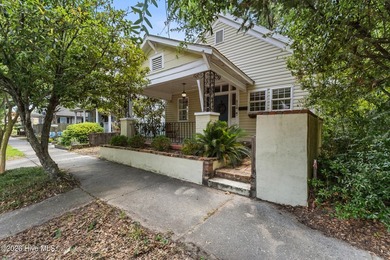 Welcome to 804 S 6th Street, a charming and affordable downtown - photo 3