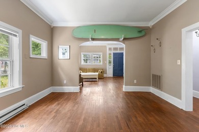 Welcome to 804 S 6th Street, a charming and affordable downtown - photo 8