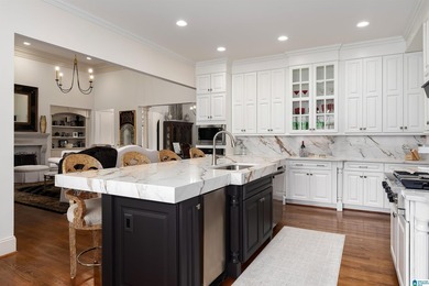 Immaculate Executive Home on No 6 Legacy Golf Course. Castle - photo 20