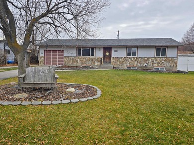 (private lake, pond, creek) Home For Sale in Pocatello Idaho