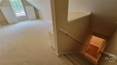 Expansive well maintained Jefferson home near Hoschton - photo 35