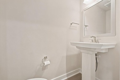 Experience coastal luxury at its finest within this Turn-key - photo 38
