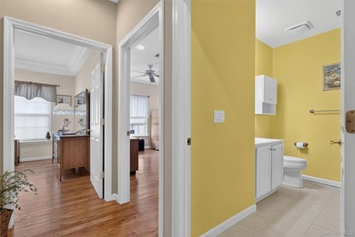 The BEST unit in Stoneleigh Woods is a bright, first floor end - photo 39