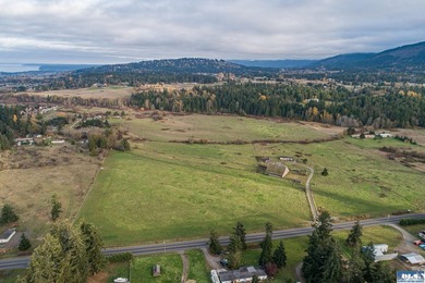 Outstanding Development Opportunity in Prime Location: Situated - photo 1