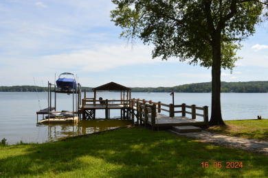 Outstanding Views from this Main Lake Retreat! - photo 3