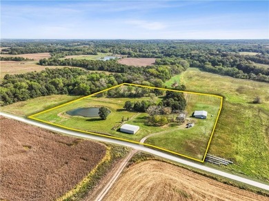 (private lake, pond, creek) Home Active Under Contract in Trenton Missouri