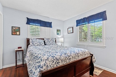 Turnkey, fully furnished second-floor 2-bedroom, 2-bath villa in - photo 14