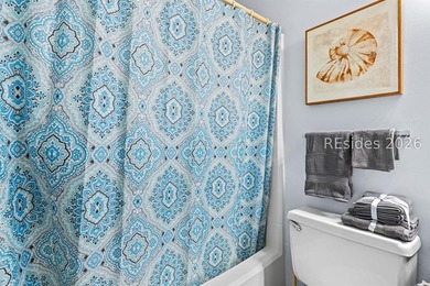 Turnkey, fully furnished second-floor 2-bedroom, 2-bath villa in - photo 18