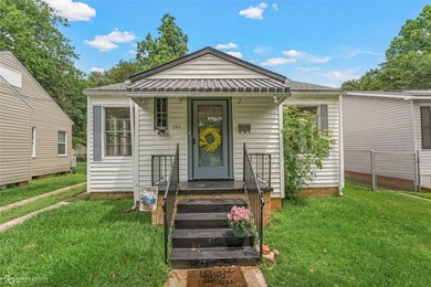 Welcome to this adorable cottage style home built in 1945, full - photo 4