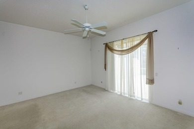 Welcome to luxury living in the prestigious Magnolia Bay - photo 15