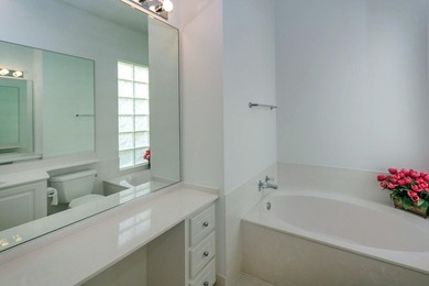 Welcome to luxury living in the prestigious Magnolia Bay - photo 23