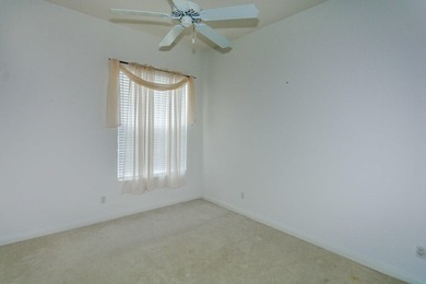 Welcome to luxury living in the prestigious Magnolia Bay - photo 26