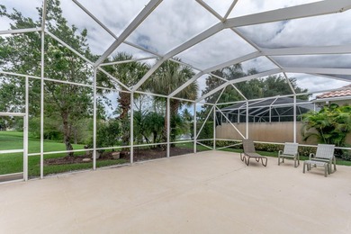 Welcome to luxury living in the prestigious Magnolia Bay - photo 33