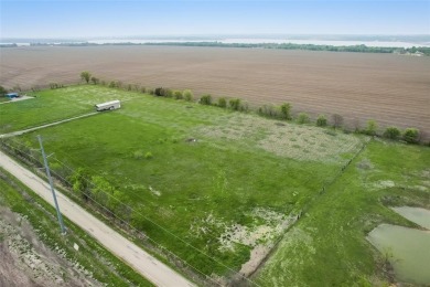 Lake Acreage For Sale in Ennis, Texas