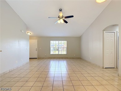 Welcome home to this well maintained 3 bedroom, 2 bath home - photo 12