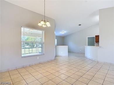 Welcome home to this well maintained 3 bedroom, 2 bath home - photo 13
