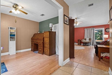 Welcome home to this well-maintained brick residence offering - photo 4