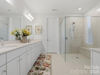 This meticulously maintained 3-bedroom, 2.5-bath residence with - photo 23
