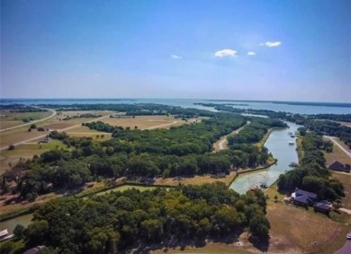 Richland Chambers Lake Acreage For Sale in Corsicana Texas