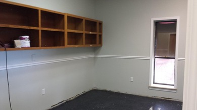 PRIME LOCATION FOR A INDUSTRIAL AND/OR MANUFACTING BUSINESS! - photo 7