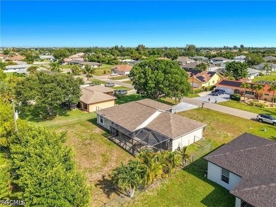 Welcome home to this well maintained 3 bedroom, 2 bath home - photo 47