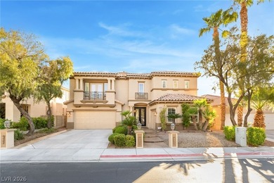 Experience elevated desert luxury in this immaculate estate in - photo 1