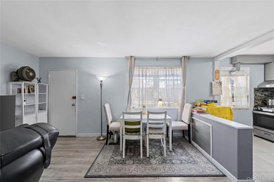 Welcome to this 2 bedroom home in Cloverdale Gardens! Located in - photo 2