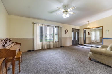 FISH, BOAT, GOLF AND VACATION AT HOME IN THIS SPACIOUS QUAD - photo 13