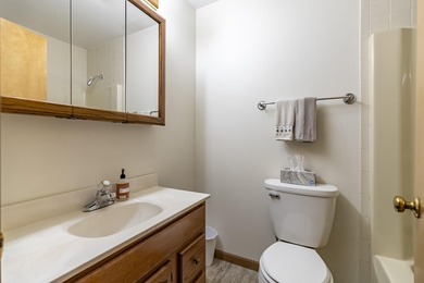 FISH, BOAT, GOLF AND VACATION AT HOME IN THIS SPACIOUS QUAD - photo 20