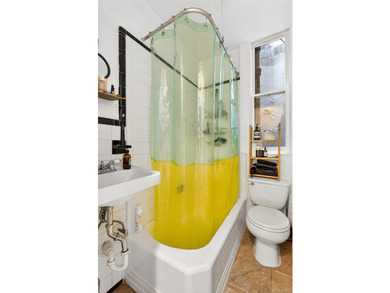 Exceptional Turnkey investment opportunity in the heart of - photo 20