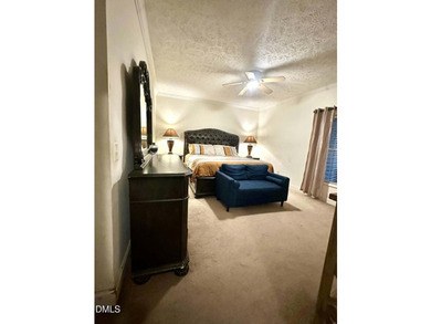 Welcome to 121 Santee Drive in the gated Lake Royale community! - photo 21