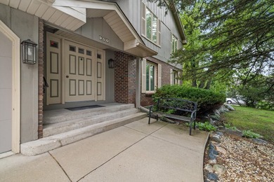 Beautifully updated 3BR/2BA first-floor condo in the rarely - photo 22