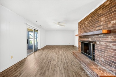 SHOWINGS START ON JULY 16TH. Discover the perfect blend of - photo 24