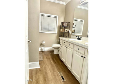Welcome to 121 Santee Drive in the gated Lake Royale community! - photo 26