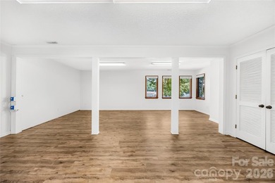 SHOWINGS START ON JULY 16TH. Discover the perfect blend of - photo 27