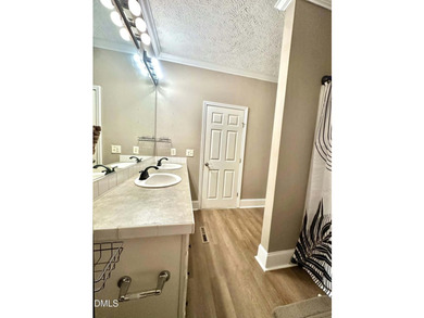 Welcome to 121 Santee Drive in the gated Lake Royale community! - photo 27