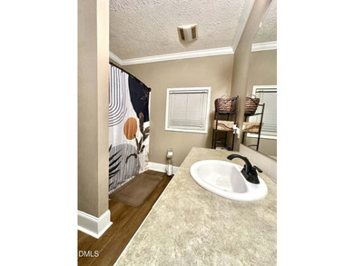 Welcome to 121 Santee Drive in the gated Lake Royale community! - photo 29