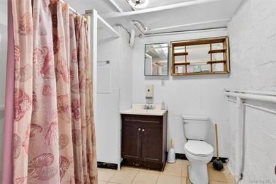 Exceptional Turnkey investment opportunity in the heart of - photo 37